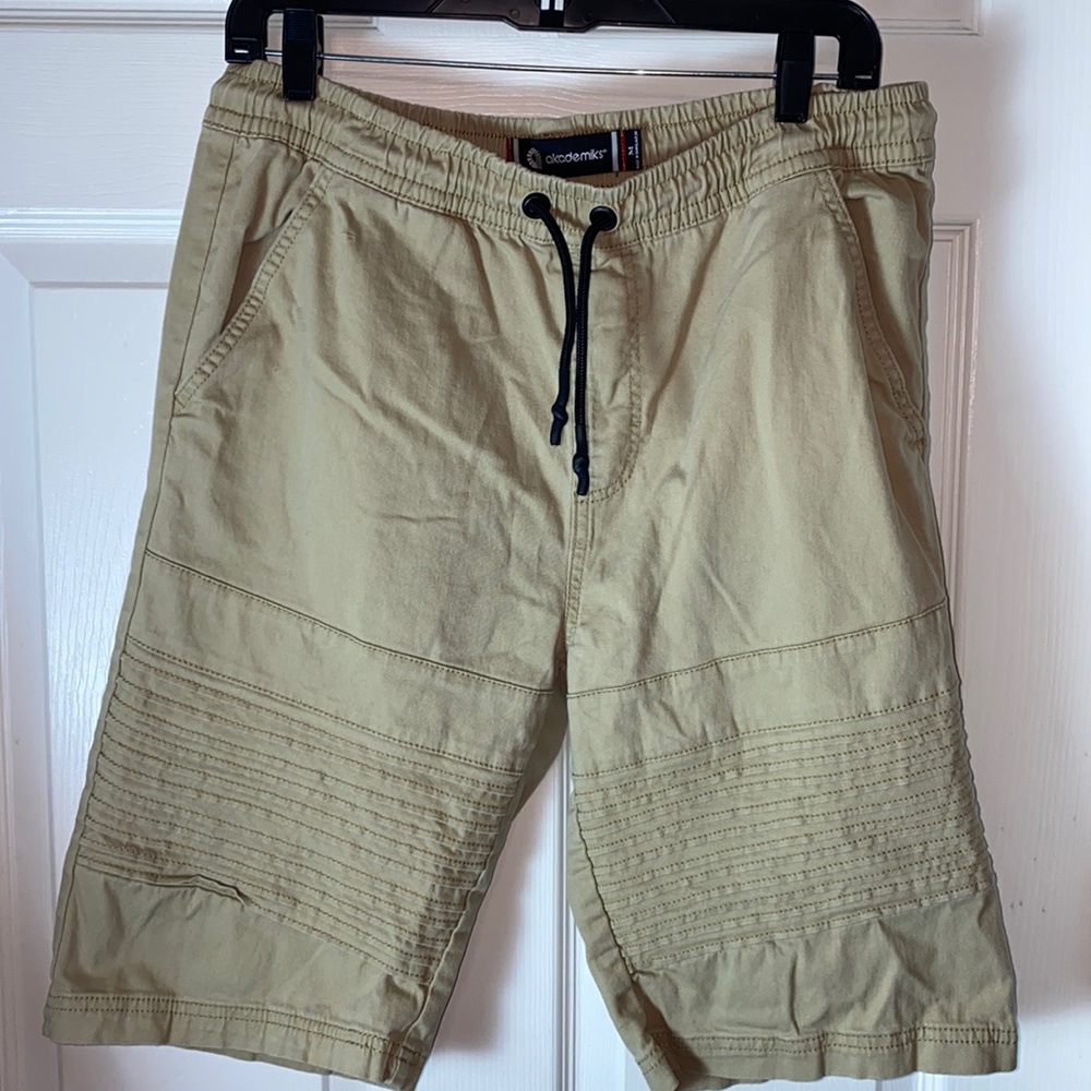 Akademiks Men Moto Shorts Beige Size Medium